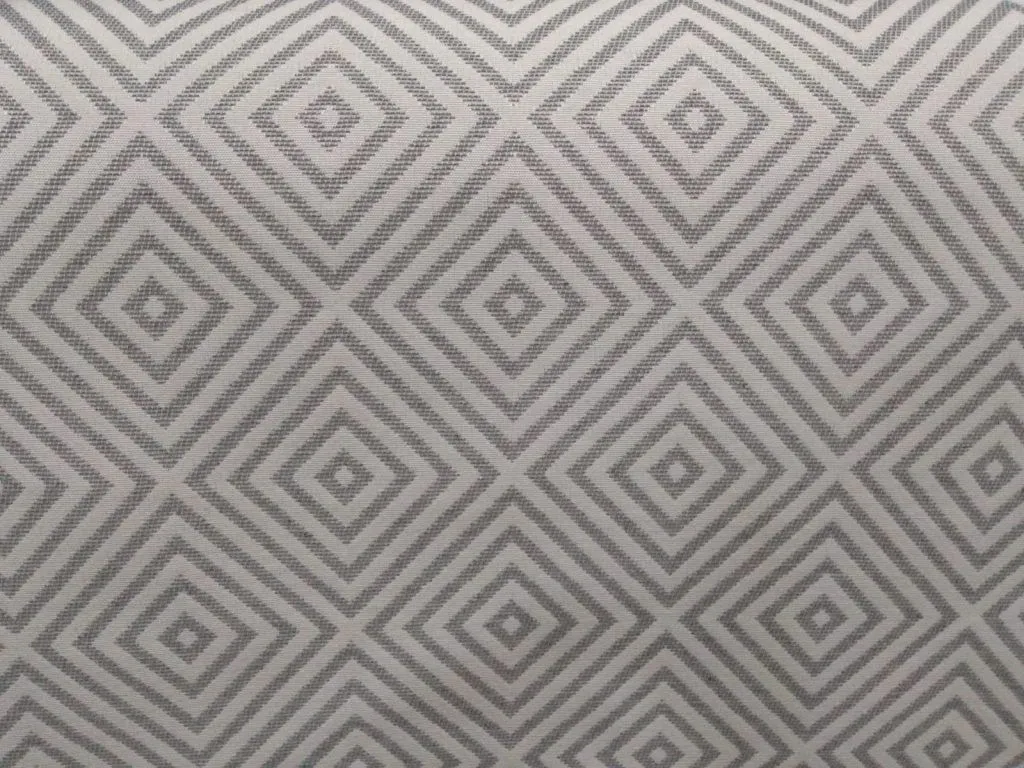 tejido rombo gris reversible ,280cm ancho para cortinas colchas ,tapetes,cojines, ect.
